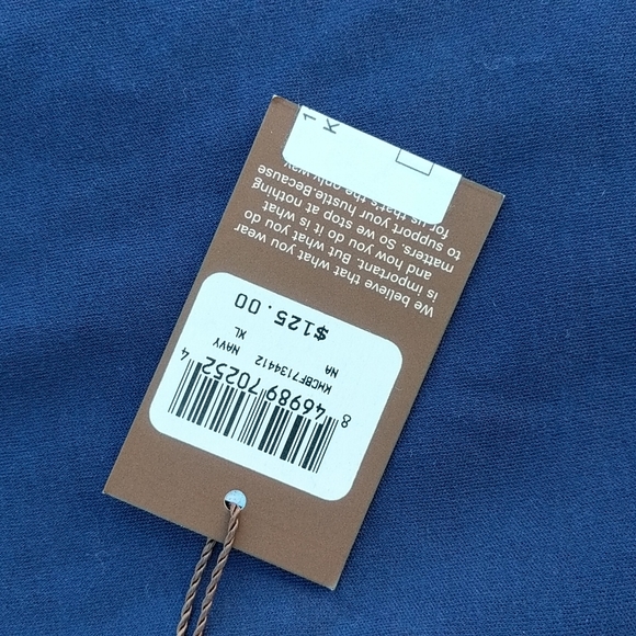 David Donahue Long Sleeve Knit Straight Hem Shirt - Picture 3 of 11